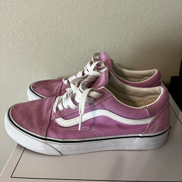 Lace up purple vans !! - Picture 6 of 6